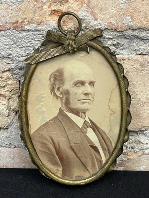 Antique Picture Frame Oval Brass Bronze Ring Photo Man 19th Century French Bow  - Image 1 of 4