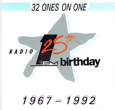(2CD's) 32 Ones On One Radio 1's 25th Birthday - The Bee Gees, Wings, Blondie - Bild 1 von 2