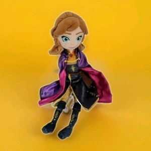 Muñeca Anna Disney Frozen 2 peluche suave 18" en muy buena condición exclusiva de Disney Store. - Imagen 1 de 7