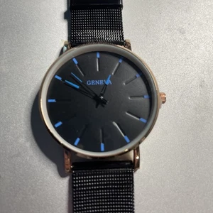 Men Business Watches Fashion Ultra-Thin Steel Mesh Band Quartz Watch Blue Gold - Picture 1 of 6