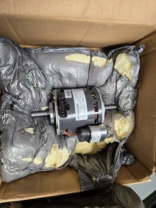 Berner International 011F5042F3X18H Motor, 480 Volt, 60HZ, 1PH, 1/5HP, 3 Sp, New - Picture 1 of 2