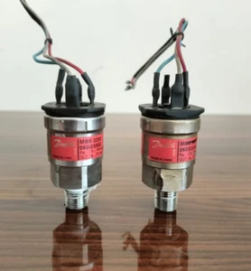 **2PC Danfoss MBS 3200 060G3855 Pressure Transmitter FREE SHIPPING - Picture 1 of 5
