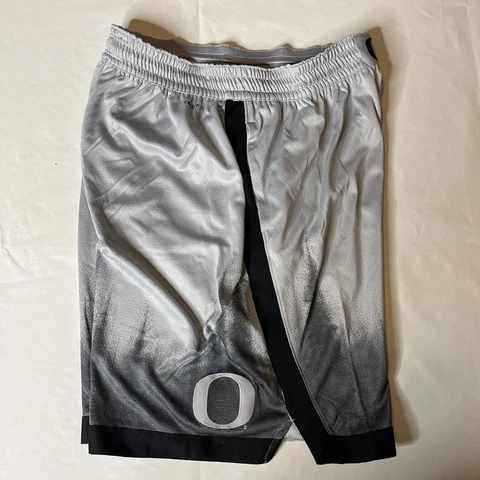 Nike Oregon Ducks Men's Basketball Shorts Men’s NWT Gray/Black Elite Size 2XL Cover