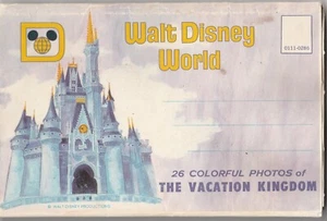 VINTAGE WALT DISNEY SOUVENIR POSTCARD FOLDER - Picture 1 of 6