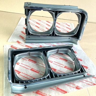 Genuine Toyota Crown MS80 MS83 MS85 Front Headlamp Cover Case Pair - Изображение 1 из 4