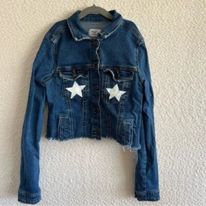 Bershka Girl BSKGIRL Denim Jacket Patches Stars Jean Jacket Girls Size XS - Picture 1 of 11