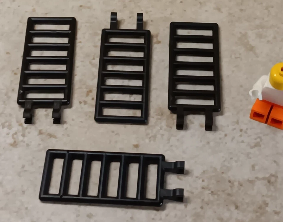 LEGO Escaleras NEGRAS Lote de 4 A GRANEL 2 Clips Barco Nave Espacial Casa de Bomberos Escalera Foto 1 de 1