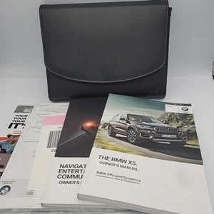OEM Original 2015 BMW X5 OWNERS MANUAL BOOK SET WITH CASE - Foto 1 di 3