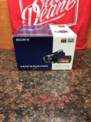 Sony HDR-CX12 Handycam Camcorder Video Camera 10.2 Mp, (LOOK) - Image 1 of 4