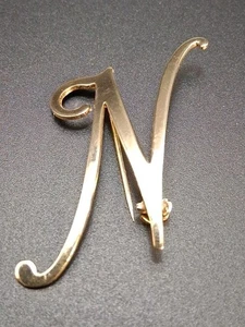 Vintage Gold Tone Cursive Capital Letter "N" Initial Brooch Pin 2 inches - Picture 1 of 5