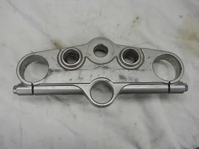 1998 Suzuki  GSF1200 Bandit Upper tripple Clamp — 第 1/2 张图片