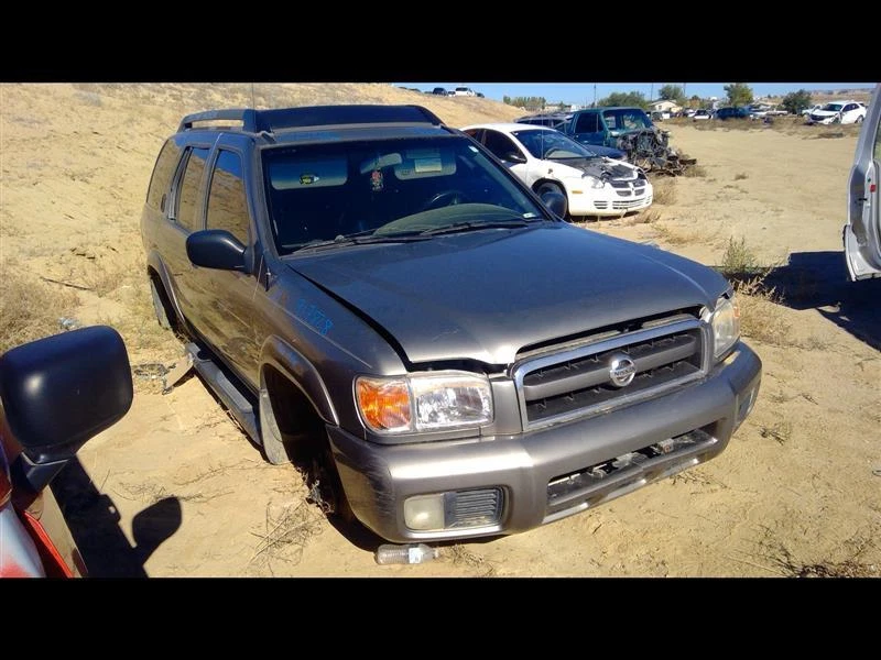 Brazo de control inferior trasero usado para: Nissan Pathfinder 2004 desde 12/98 V Foto 1 de 4