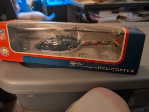 Miami Dolphins - Bell Jet Ranger Helicopter, NEU (Maßstab 1:43 - Ausgabe 2001) - Bild 1 von 2