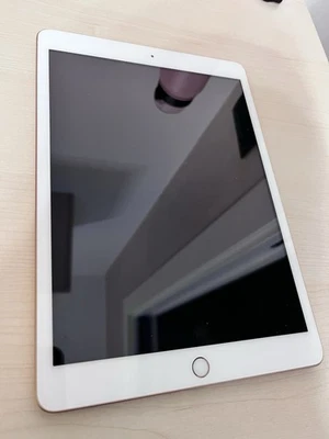 iPad 10.2 (2019) 7a generazione 128gb - Immagine 1 di 4