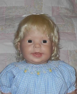 WEE 3 SUGAR PLUM Doll Wig SIZE 16/17 PALE BLONDE Baby/Toddler Wig Full Cap NWT - Picture 1 of 5