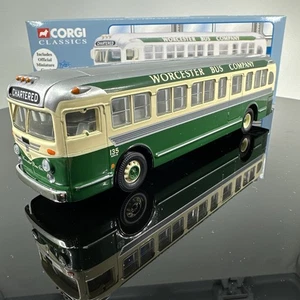 CORGI CLASSICS GM4515 COACH - WORCESTER BUS COMPANY, MA SCALE 1:50 No. 54201 - Picture 1 of 11