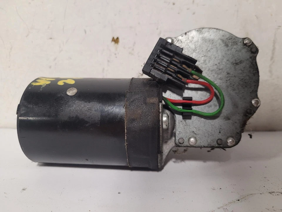 Motor limpiaparabrisas usado se adapta a: Volkswagen Beetle 2009 grado A Foto 1 de 4