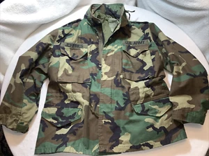 US Army Vtg Cold Weather Field Coat Large Short Woodland Camouflage Jacket USA - Picture 1 of 24