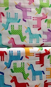 Robert Kaufman Wonder fabric material Unicorns AAK 14575 Ann Kelle Fat Quarters - Picture 1 of 4