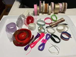 Assortimento di nastri artigianali vintage - Foto 1 di 6