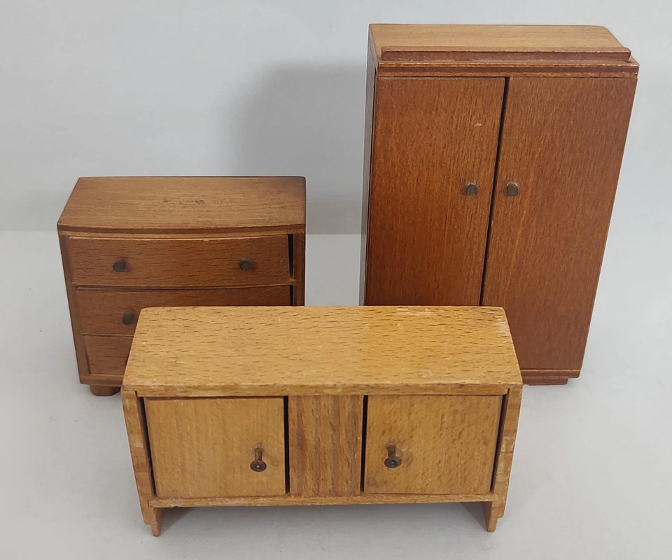 Lote de muebles para casa de muñecas años 40 años 50 1:16 armario cajonera armario Foto 1 de 4