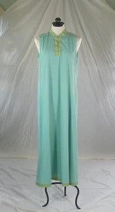 VANITY FAIR vintage 70s jade green nylon NIGHTGOWN metallic braid M - Picture 1 of 7