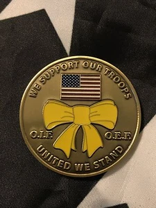 We Support Our Troops OIF OEF Patriotic Flag YELLOW RIBBON Navy Challenge Coin - Picture 1 of 8