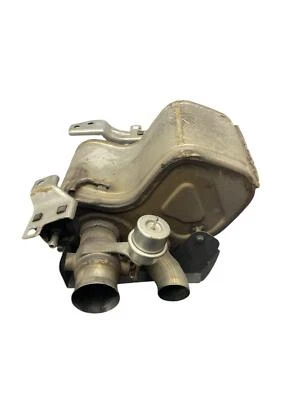 Silenciador de escape trasero izquierdo Maserati Levante M161 2017-2022 3,0 L AWD *24 k millas* Foto 1 de 4