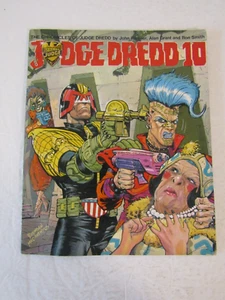The Chronicles Of Judge Dredd #10 Titan Books TPB Graphic Novel 3rd Printing - Picture 1 of 5