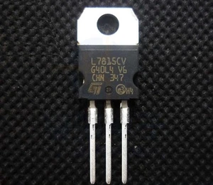 10PCS L7815CV L7815 IC REG LDO 15V 1.5A TO-220 NUOVO - Foto 1 di 1