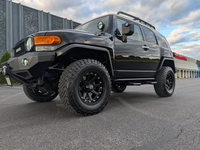 2014 Toyota FJ Cruiser  - Image 1 of 4