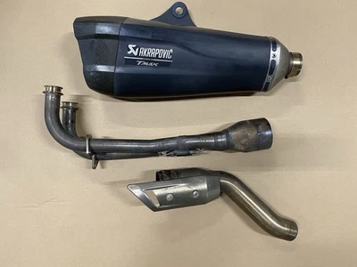 SCARICO AKRAPOVIC  YAMAHA	T-MAX 530 -  560 2017-2021 OMOLOGATO  Usato - Imagen 1 de 4