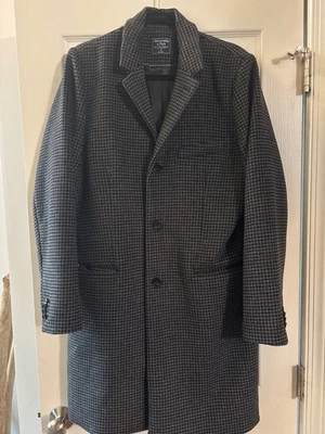 abercrombie fitch jacket mens medium grey and black  - Image 1 of 4