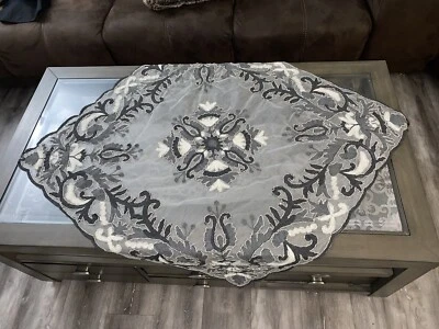 home decor table covers 4 pieces set Velvet Embroidered crochet - Image 1 of 4