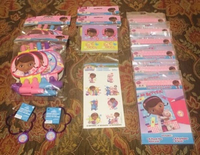 Suministros para fiestas de cumpleaños Doc McStuffins - TODO las fotos está incluido Foto 1 de 4