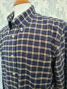 Tommy Hilfiger Men's Plaid Flannel Shirt 100% Brushed Cotton. - Size Large - Picture 1 of 13