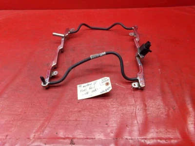 XR3E-9F792-HB OEM FORD 99-04 MUSTANG INYECCIÓN DE COMBUSTIBLE INYECTOR RIELES JUEGO USADO Foto 1 de 4