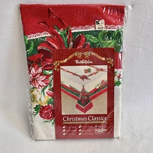 Vtg 1990 Town & Country Christmas Classics Linen 70” Round Tablecloth - Picture 1 of 7