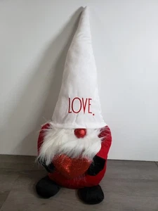 NWT 2020 Rae Dunn CHRISTMAS HOLIDAY LOVE GNOME WITH HEART  RED & WHITE 22 INCHES - Picture 1 of 13