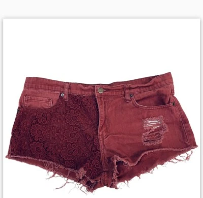 Forever 21 Women Shorts Burgundy Jean Size 30 Distressed Zipper - Image 1 of 4