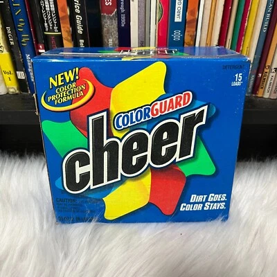 CHEER POWDER DETERGENT COLOR GUARD 15 LOADS / 33 OZ 2006 - Image 1 of 4
