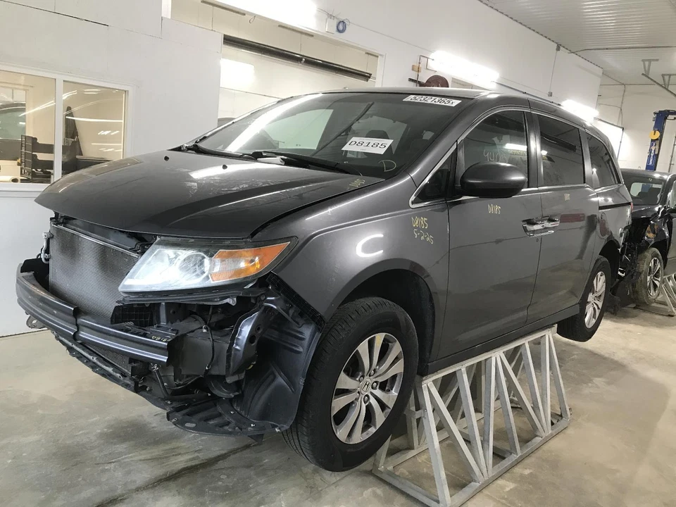 Used Front Right Seat Belt Front fits: 2016 Honda Odyssey bucket seat passenger Foto 1 de 4
