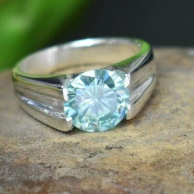 Anillo solitario de diamantes azules de corte redondo certificado de plata 925 de 3,25 quilates - tratado Foto 1 de 4