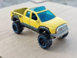 Hot Wheels '10 Toyota Tundra 2011 Malaysia Vintage Retro Diecast Car - Picture 1 of 9