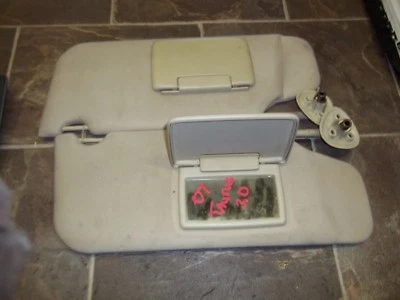 2004 2005 2006 2007 Ford Taurus Sun Visors left right Driver & Passenger BOTH - Image 1 of 4