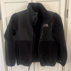 North Face Youth Denali Coat Jacket Polartec Black Boy’s Size S 7/8 - Picture 1 of 9