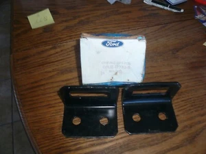 1975 -1991 FORD ECONOLINE CLUB WAGON E150 E250 E350 FRONT BUMPER ARM BRACKETS 2X - Bild 1 von 2