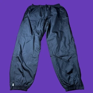 Vintage Nike Windbreaker Nylon Track Pants Zip Youth XL 16-18 Black - Picture 1 of 9