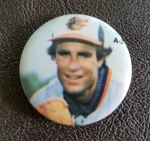 JIM PALMER 1982 SCARE PUBLISHED TCMA PIN BUTTON - Bild 1 von 1