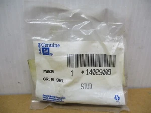 Genuine GM OEM 14029009 Exhaust Manifold Stud - Picture 1 of 2
